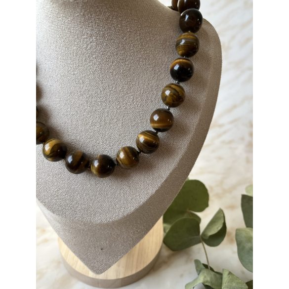 Tigrisszem nyaklánc