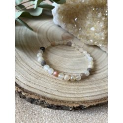 Fazettált holdkő karkötő