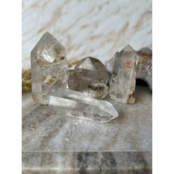 Hegyikristály csúcs (Fantomkvarc)